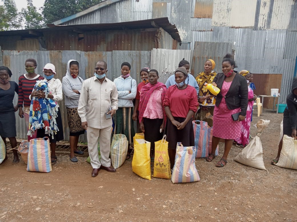 operation hope - africa appeal - july 2020 - feeding in Kakamega