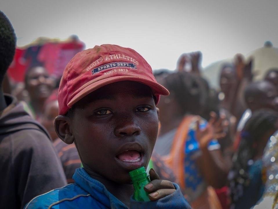 street-kids in kenya - glue sniffing